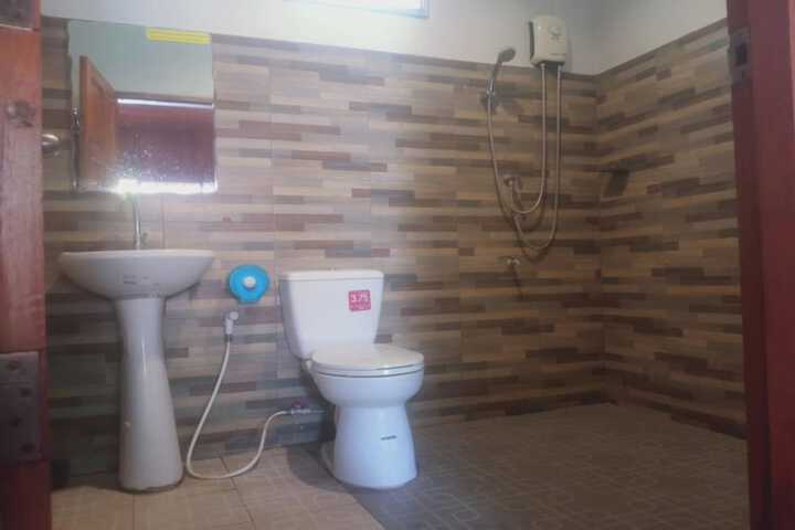 Room 18 of 65