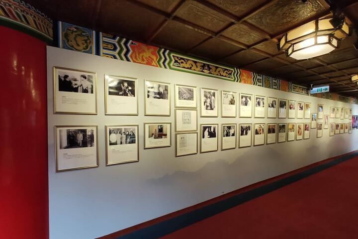 Ballroom/Hall 83 of 107