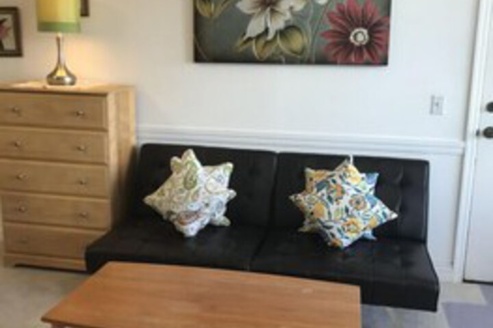 Room 12 of 26