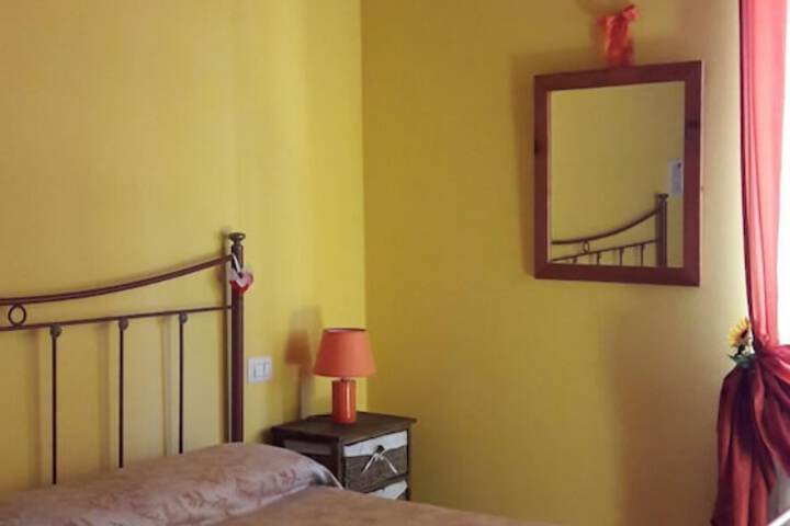 Room 5 of 15