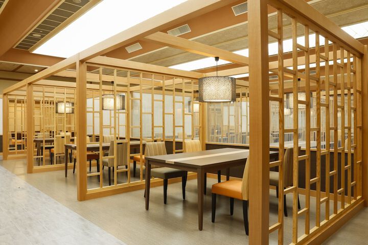 Dining Photos