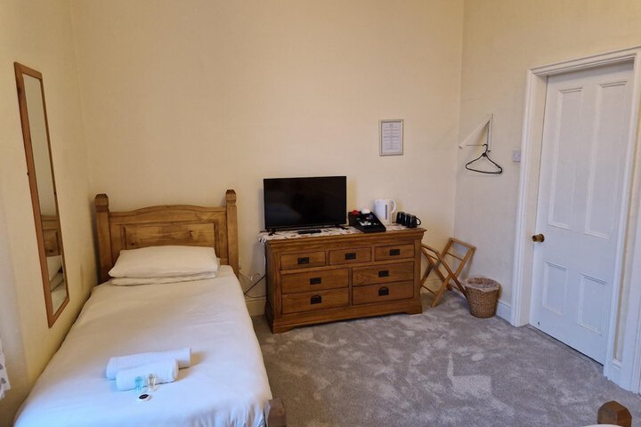 Room 13 of 45