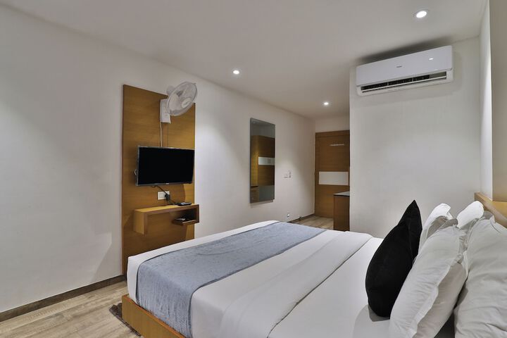 Room 9 of 56