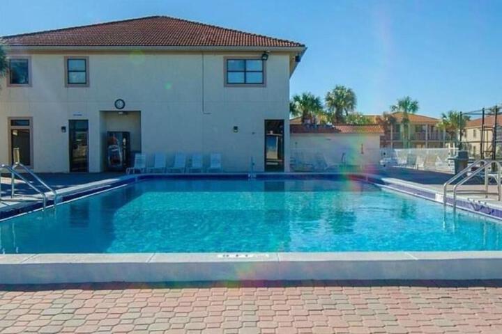 Pool 7 of 22