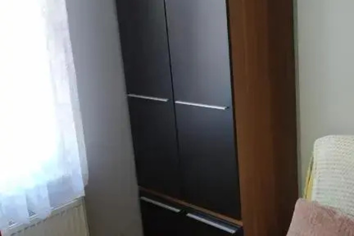 Room 5 of 10