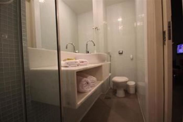 Room 3 of 15