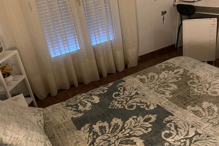 Room 16 of 28