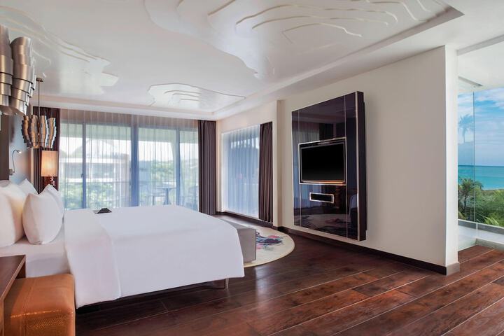 Room 18 of 86