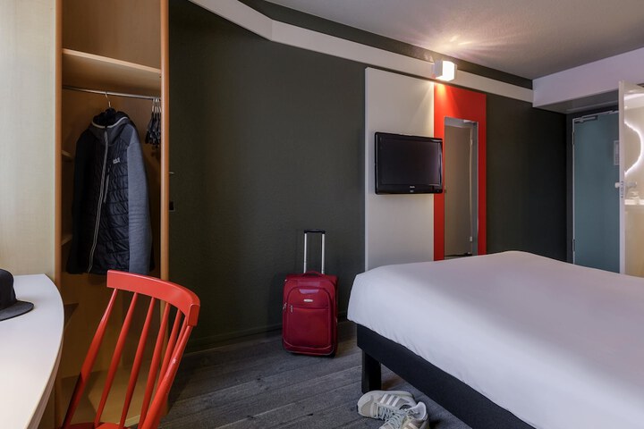 Room 7 of 55