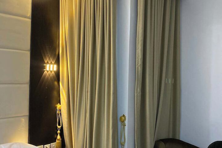 Room 3 of 22