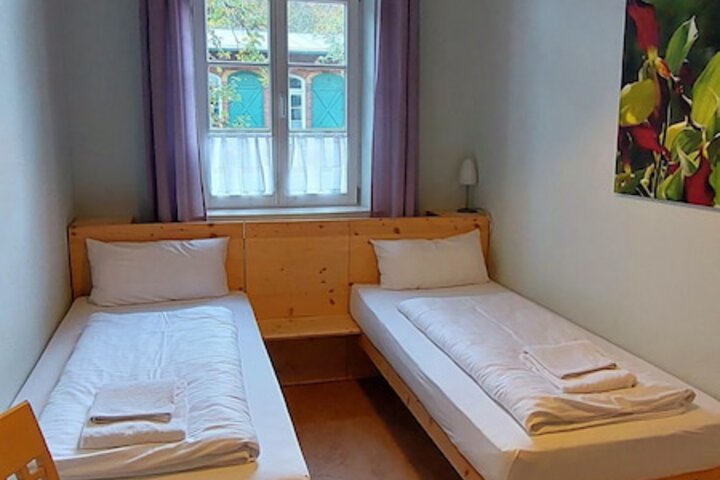 Room 16 of 67