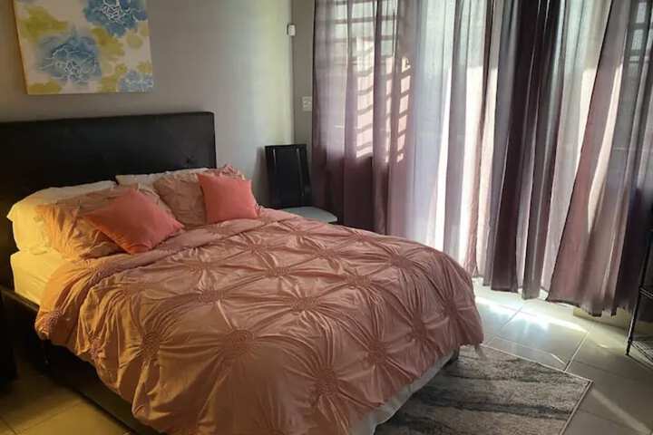 Room 2 of 26