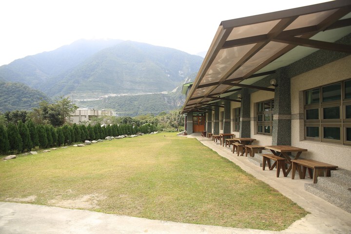 Hotel Entry