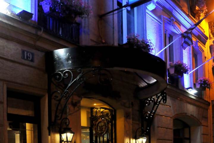 Hotel 172 of 173