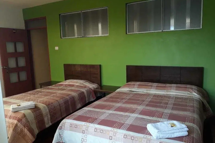 Room 2 of 8