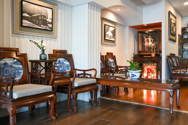 Hotel Interior 4 of 120