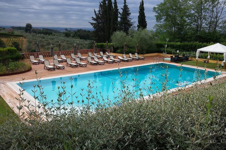 La Torre wine resort in Montecarlo