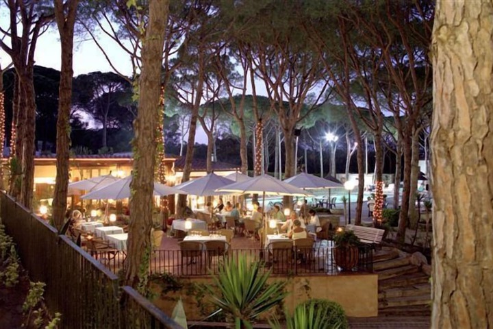Dining Photos