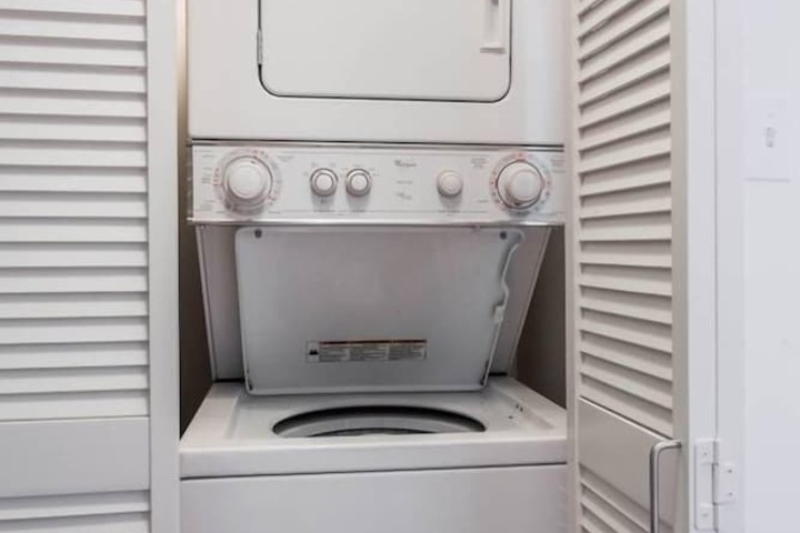 Laundry 11 of 14