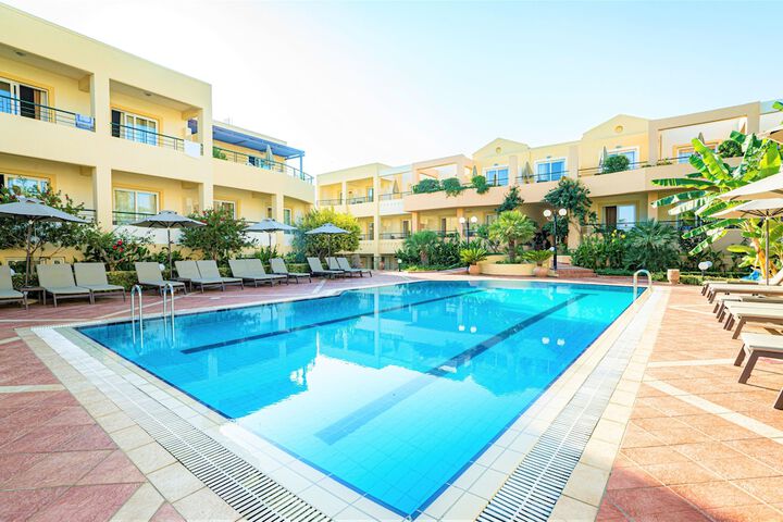Pool 39 of 63