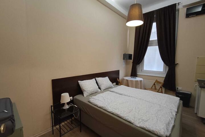 Room 10 of 55