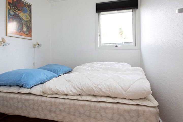 Room 5 of 63