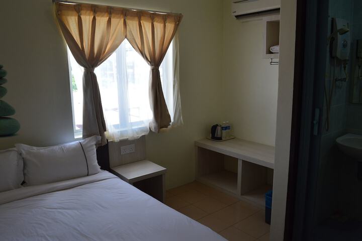 Room 41 of 57