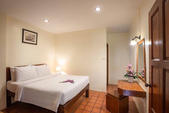 Room 20 of 68