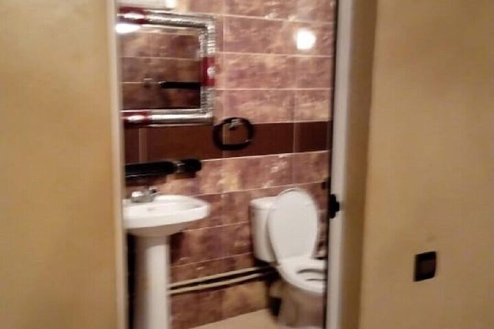 Room 12 of 24