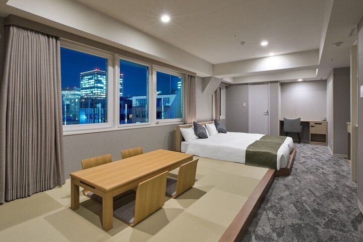 Room 10 of 35