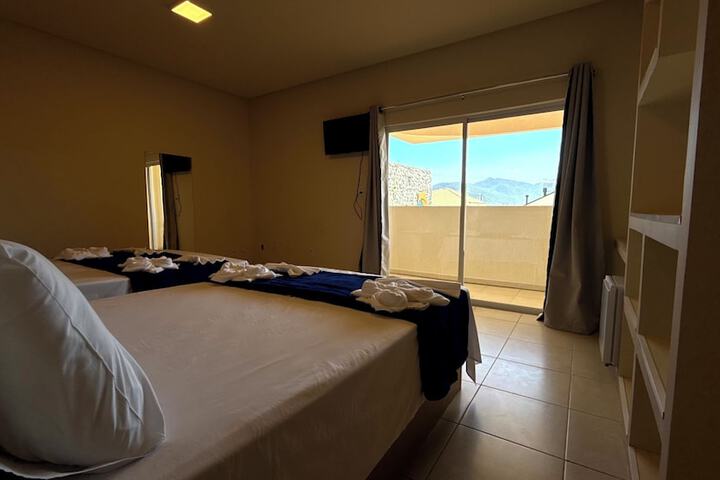 Room 18 of 90