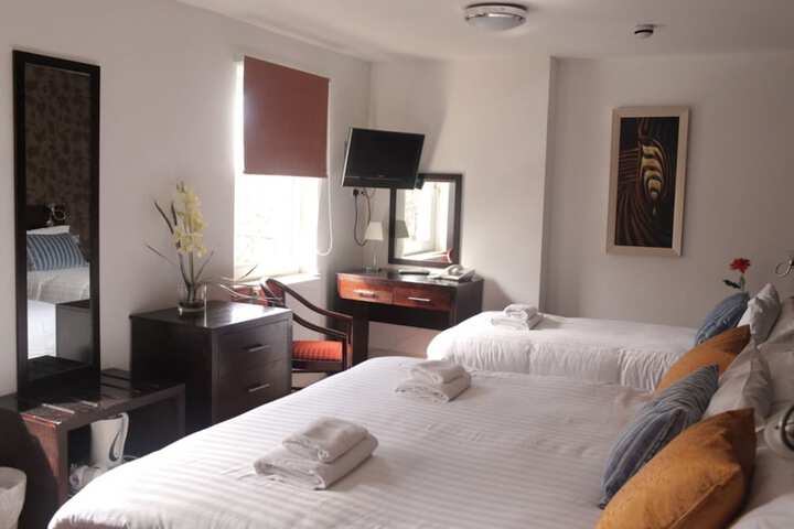 Room 6 of 55