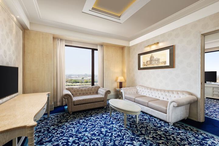 Room 26 of 74