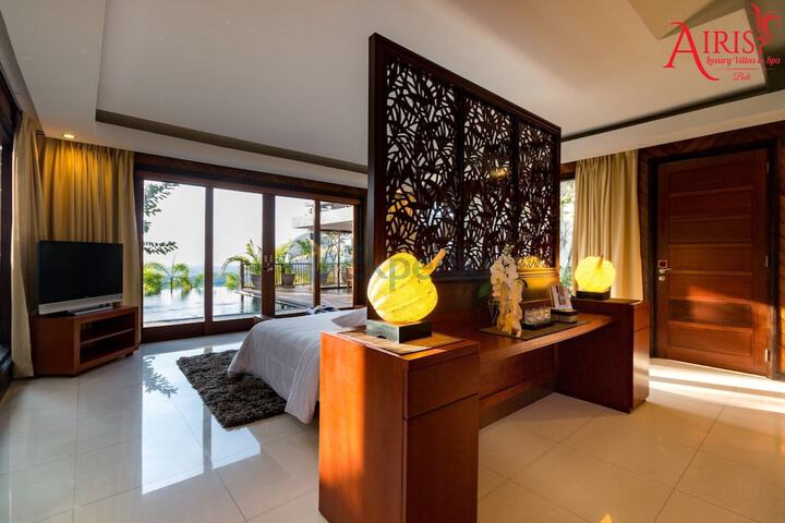 Room 2 of 39