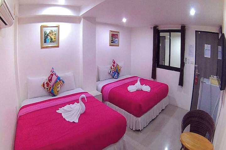 Room 75 of 114