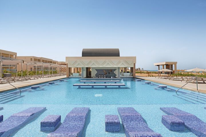 Pool 51 of 64