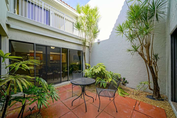 Terrace/Patio 38 of 59