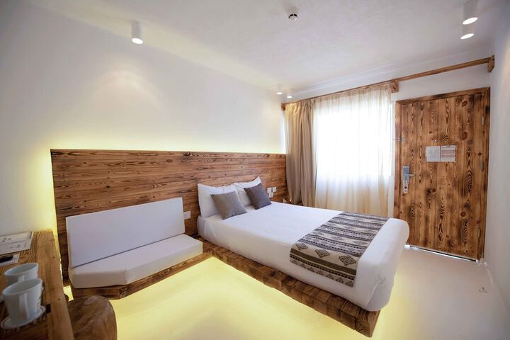 Room 8 of 45