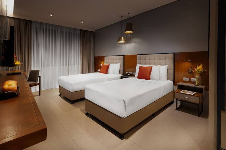 Room 45 of 156