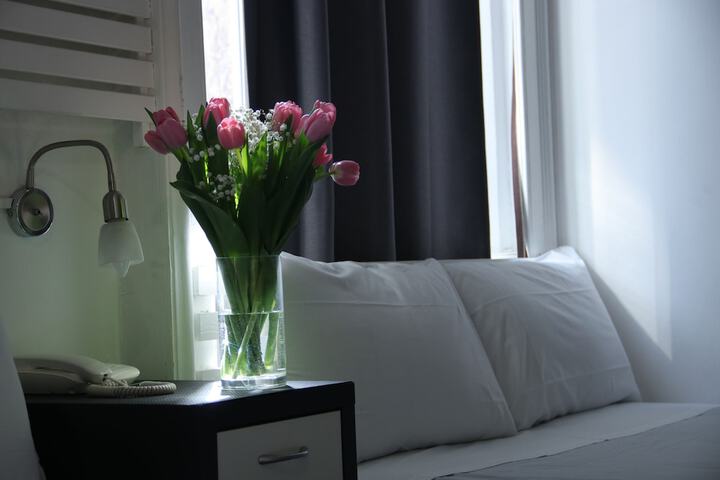 Room 16 of 40