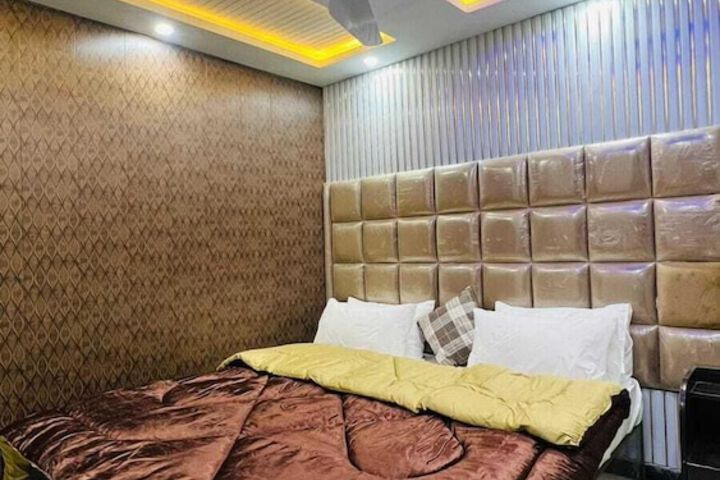 Room 19 of 24