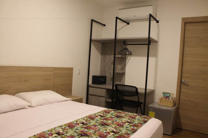 Room 11 of 40
