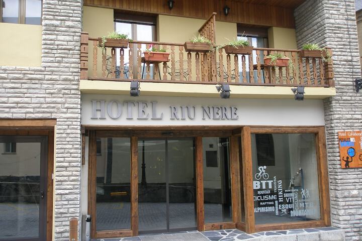 Hotel 74 of 82