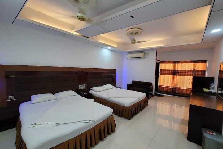 Room 43 of 58