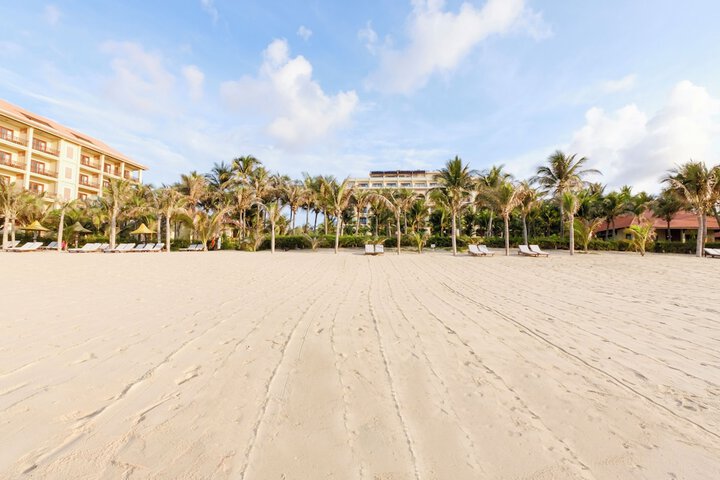 Beach 105 of 139