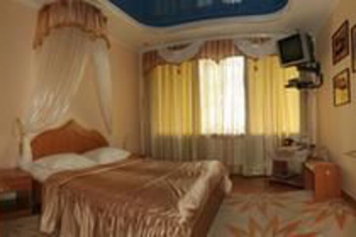 Room 35 of 53