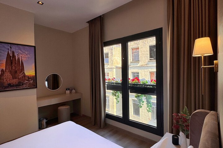 Room 50 of 137