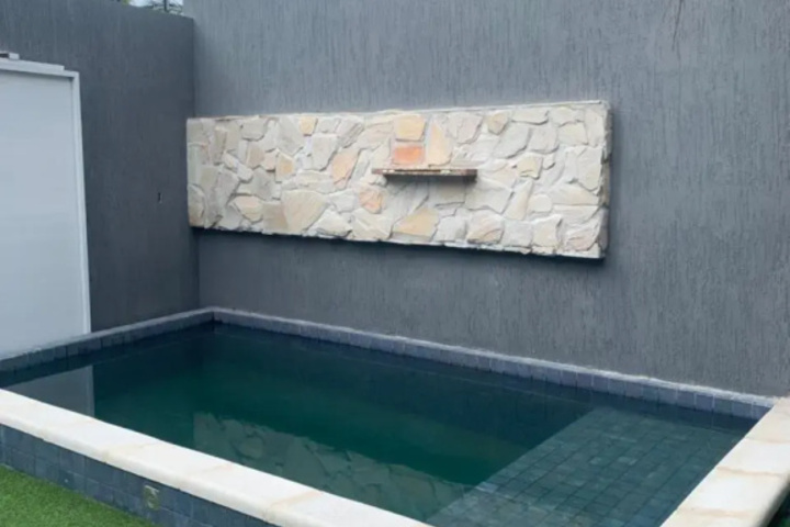 Pool 11 of 14