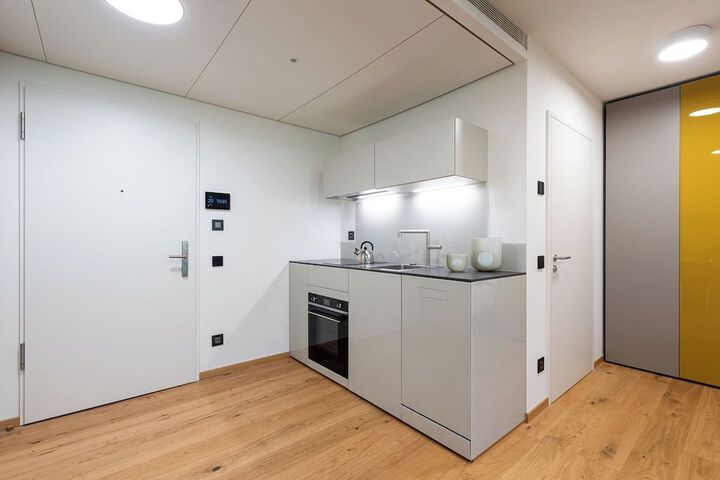 Room 8 of 49