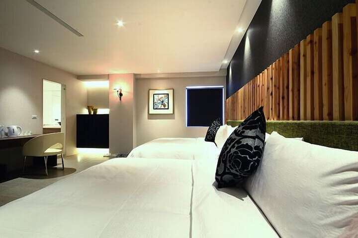 Room 17 of 59